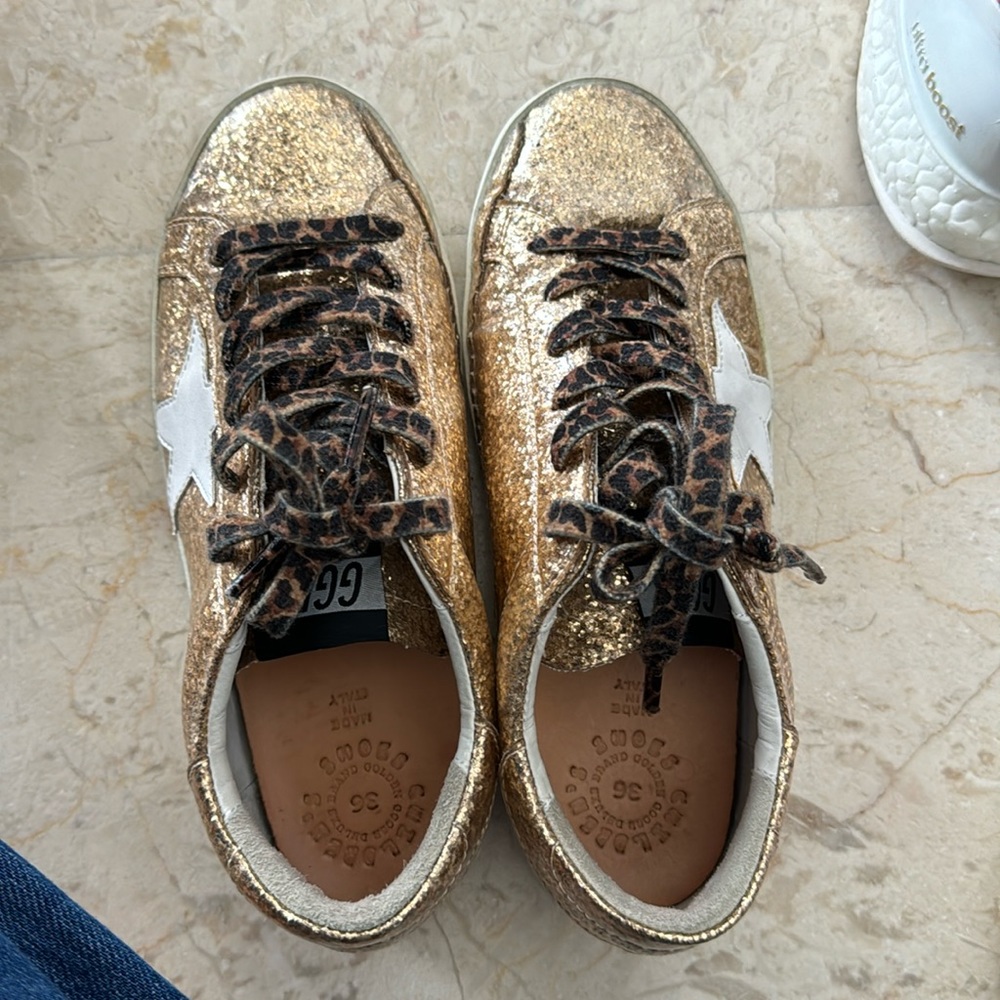 Children golden goose